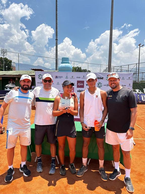 Ferraz, Azevedo, Naná, Guto e Kike Grangeiro