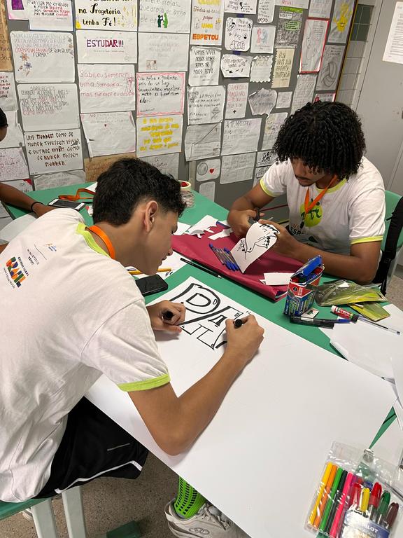 Preparando os cartazes