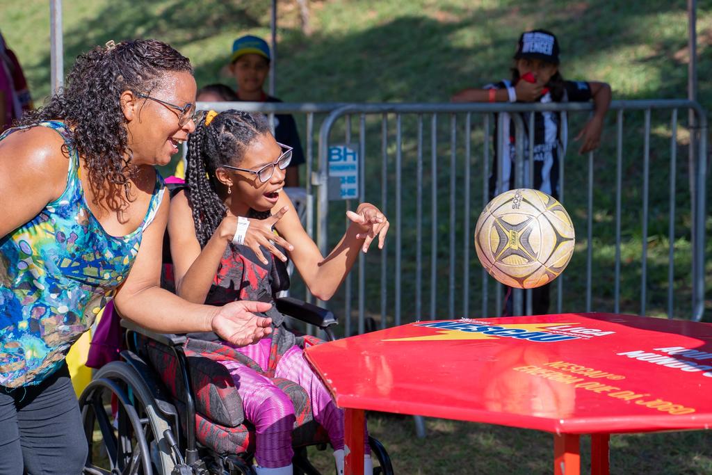 Alegria de mãe e filha no Futmesa