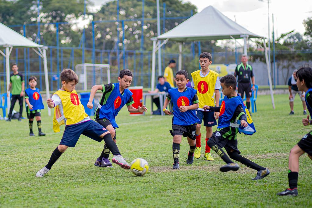 Equilíbrio no Futebol Society